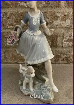 Lladro Country Lass with Dog #4920