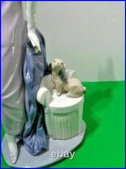 Lladro Couplet Lady With Dog # 5174 -A 1920's Flapper Girl Figurine (13.5 by 5)