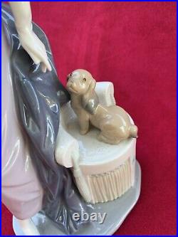 Lladro Couplet Lady with Dog 1920's Flapper Girl Figurine #5174