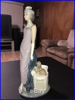 Lladro Couplet Retired 5174 Deco Woman With Dog 13 High