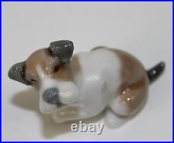 Lladro Curiosity #5393 Figurine Little Puppy Dog Perfect