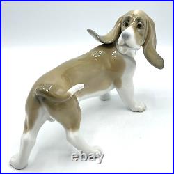 Lladro DOG Figurine 1066 BASSETT NO Box / Retired 1981