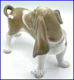 Lladro DOG Figurine 1066 BASSETT NO Box / Retired 1981