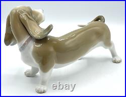 Lladro DOG Figurine 1066 BASSETT NO Box / Retired 1981