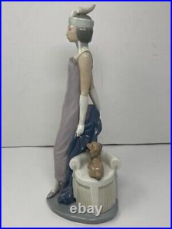 Lladro Daisa Couplet Lady 1982 Vintage Porcelain Flapper with Dog MINT