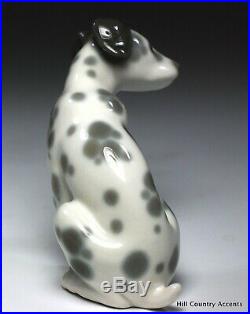 Lladro Dalmatian # 1260 Dog Is Sitting Puppy No Box Mint