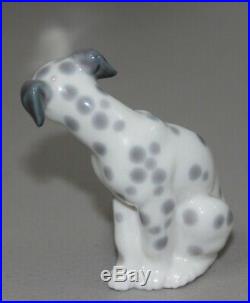 Lladro Dalmatian #1260 Figurine Dog Sitting Perfect