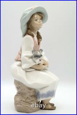 Lladro Daydreams # 6400 Girl Wearing Hat With Flowers Holding Schnauzer Dog IOB