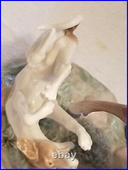 Lladro Deer Hunting Rare Mint ConditionLarge