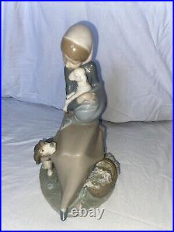 Lladro Devotion Jealousy Figurine Girl WithLamb & Dog Glossy Porcelain 1278