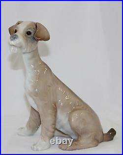 Lladro Dog #4583 Figurine Dog Sitting Perfect