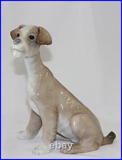 Lladro Dog #4583 Figurine Dog Sitting Perfect