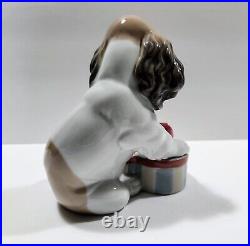 Lladro Dog Can't Wait with Red Ribbon Spain Figurine