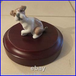 Lladro Dog Curiosity 5393 Mint Condition Fast Shipping