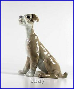 Lladro Dog Number 4583 (Retired) Excellent Condition
