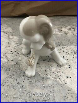 Lladro Dog & Snail PP102G Rare Piece