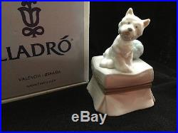 Lladro Dog Statue # 06985 My Favorite Companion Mint Condition In The Box