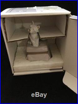 Lladro Dog Statue # 06985 My Favorite Companion Mint Condition In The Box