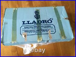 Lladro Dog and Cat Little Friskies #5032 (Retired). Boxed