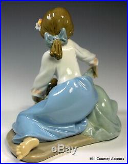 Lladro Dog's Best Friend #5688 Flowers Young Girl Covering Puppy $455 Mint