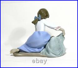 Lladro Dog's Best Friend 5688 Girl With Dog