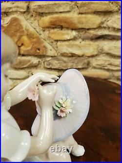 Lladro Elegant Touch # 6862 Girl with Dog Figurine Retail $460.00