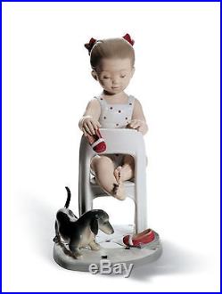 Lladro Fetch My Shoes! #8524 New in Box Home Decor Figurine Statue Dog Baby Gift