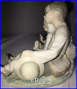 Lladro Figurine 1230 FRIENDSHIP Boy & Girl With Puppy Dog Mint