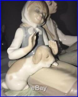 Lladro Figurine 1230 FRIENDSHIP Boy & Girl With Puppy Dog Mint