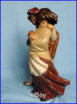Lladro Figurine 1279'Facing The Wind' Boy & Girl In Blanket With Dog