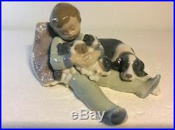 Lladro Figurine 1535 Sweet Dreams, Mint, Retired, Boy, Dog, Puppies (B)