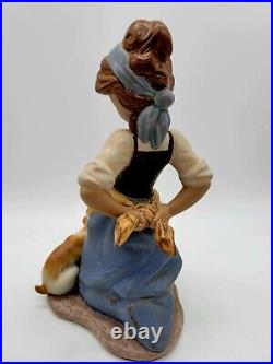 Lladro Figurine 2096 Nosy Puppy Porcelain 10 Gres Finish Girl with Puppy