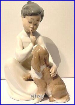 Lladro Figurine #4522 Boy With Dog Glossy 8 Retired Excellent Condition No Box