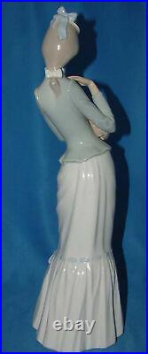 Lladro Figurine, 4893 Walk With The Dog, Lady with her dog