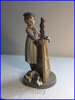 Lladro Figurine 5358 Little Sculptor Mint, Retired, Artist, Boy, Dog