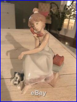 Lladro Figurine #5466 Chit-Chat Girl On Phone With Dalmation Dog Mint condition