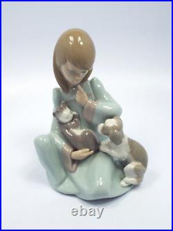 Lladro Figurine #5640 Cat Nap, Girl Holding Sleeping Cat with Dog, with box