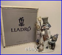 Lladro Figurine #5713 The SnowmanBoy Girl & Dog Around Snowman, Mint in Box