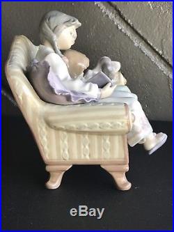 Lladro Figurine #5735 Big Sister Girls Dog Couch Mint Condition