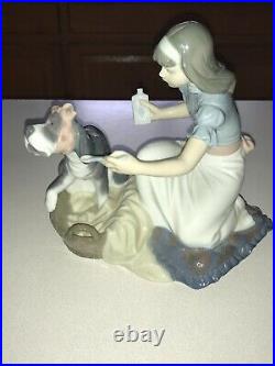 Lladro Figurine 5921 Take Your Medicine Girl with Dog Excellent Condition