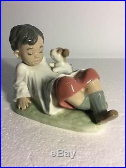 Lladro Figurine 5988 Taking Time Mint, Retired, Boy, Dog, Puppy
