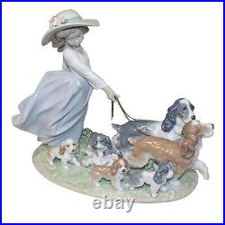 Lladro Figurine 6784 ln box Puppy Parade