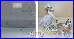 Lladro Figurine 6784 ln box Puppy Parade