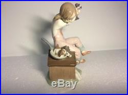 Lladro Figurine 7621 Pick of the Litter, Mint, Retired, Girl, Dog House, Puppies