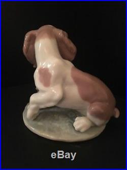 Lladro Figurine 7672 It Wasn't Me Dog With Flowerpot With Box