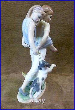 Lladro Figurine 8353 Oh Happy Days, Girls At Play, Dog, Children