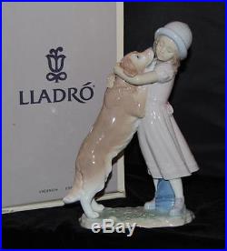 Lladro Figurine A WARM WELCOME #6903- Girl with Dog- E Massuet -Issued 2002-MIB
