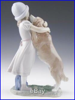 Lladro Figurine A WARM WELCOME GIRL WITH DOG #6903 Retired Mint BOX