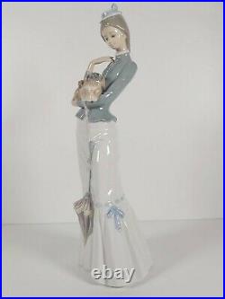 Lladro Figurine A Walk With Dog Model No. 4893, Appr. 37cm Tall