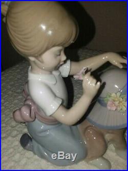 Lladro Figurine AN ELEGANT TOUCH # 6862 Excellent Condition Girl With Dog 6